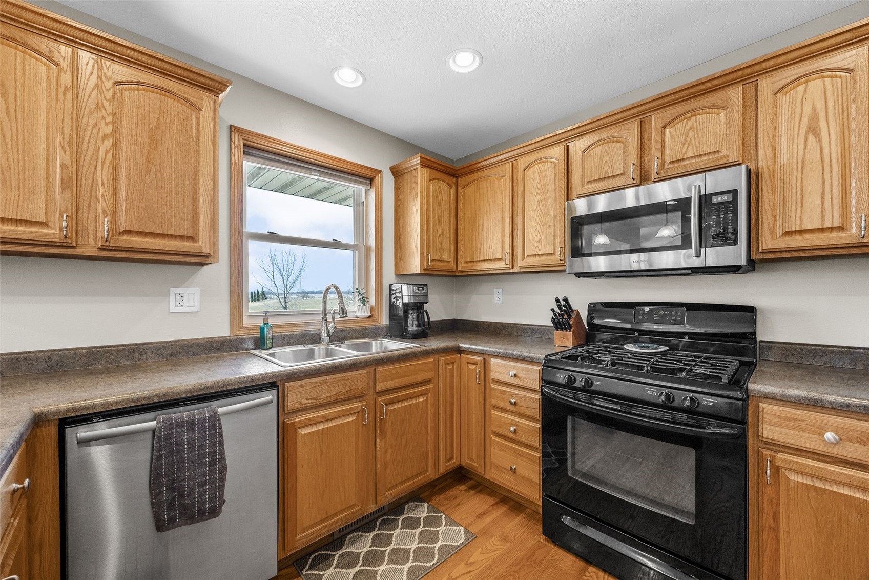 878 Daulton Drive Tipton IA 52772