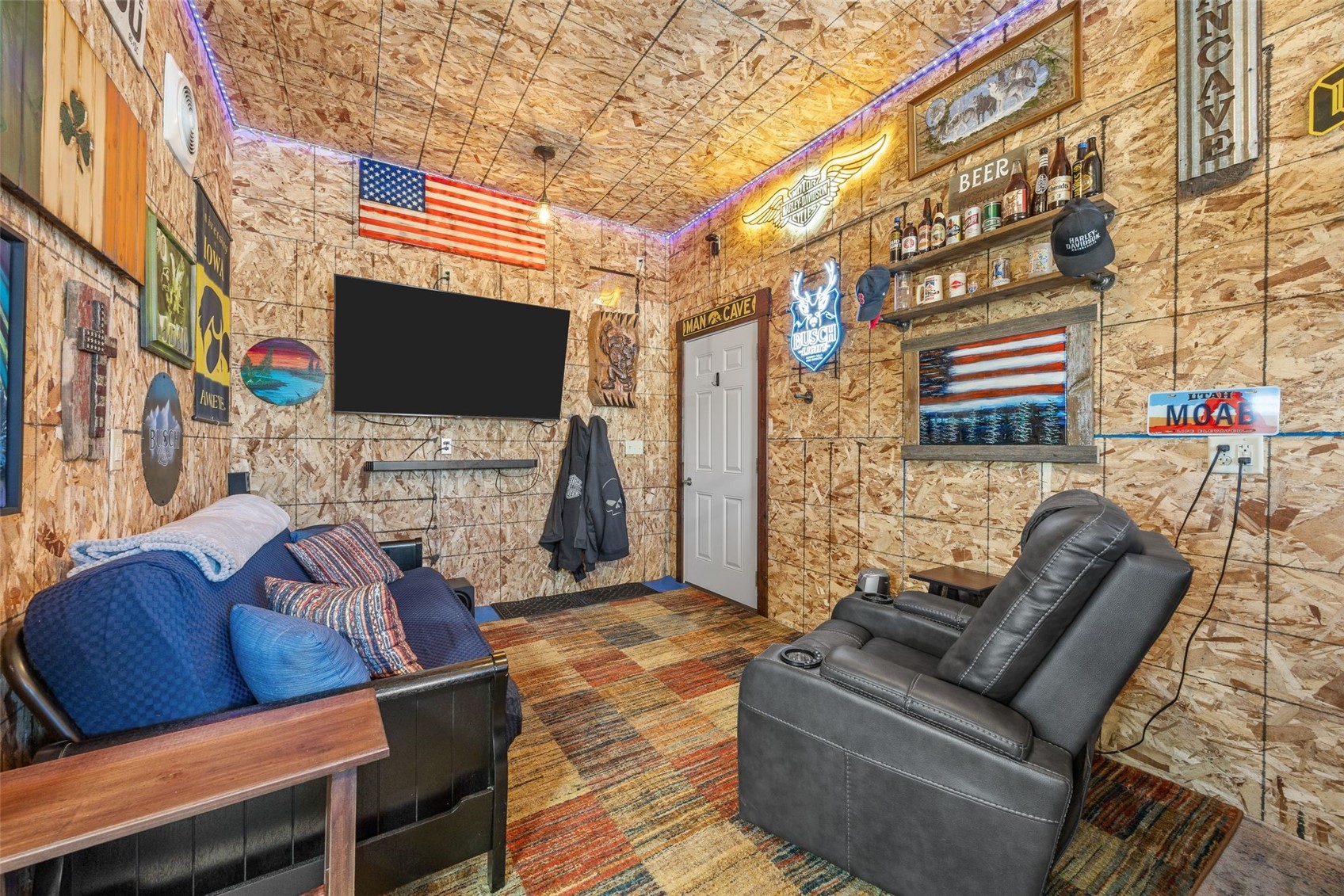 878 Daulton Drive Tipton IA 52772
