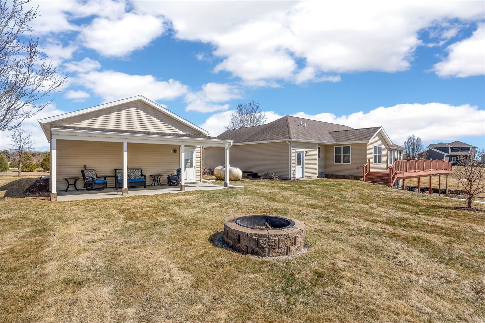 878 Daulton Drive Tipton IA 52772