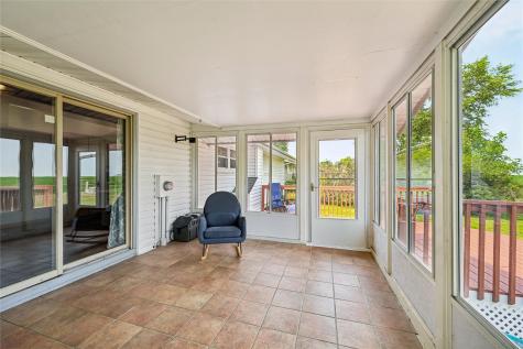 101 Walnut Street Van Horne IA 52346