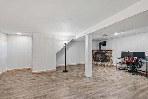 101 Walnut Street Van Horne IA 52346