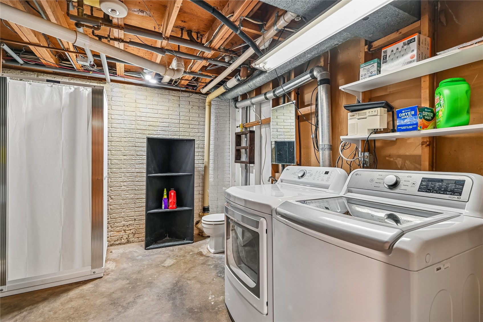 101 Walnut Street Van Horne IA 52346