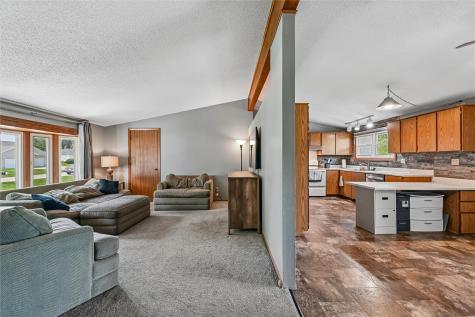 101 Walnut Street Van Horne IA 52346