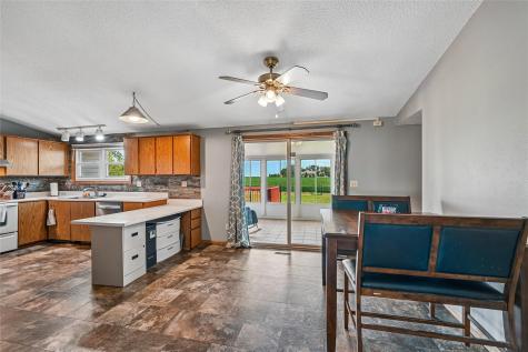 101 Walnut Street Van Horne IA 52346