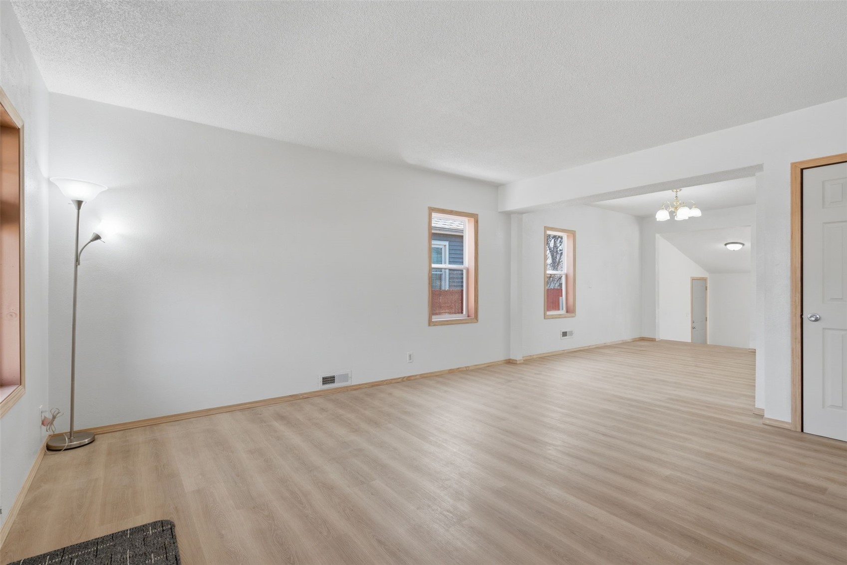 423 41st Street NE Cedar Rapids IA 52402