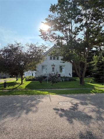 107 North Street Mt Auburn IA 52313