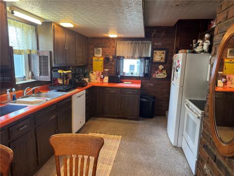 107 North Street Mt Auburn IA 52313
