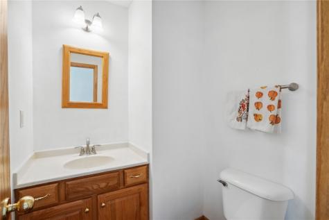4300 Woodsonia Court NW Cedar Rapids IA 52405