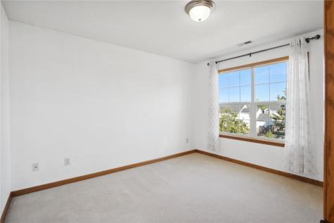 4300 Woodsonia Court NW Cedar Rapids IA 52405