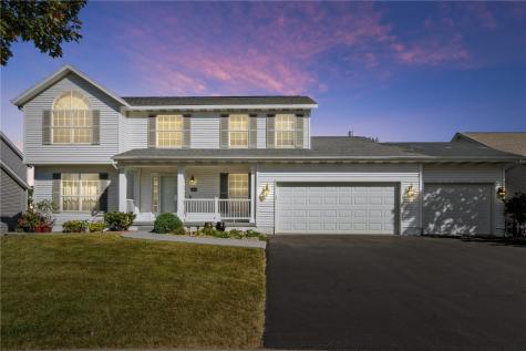 4300 Woodsonia Court NW Cedar Rapids IA 52405