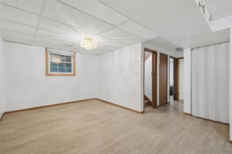 3027 Huxley Lane SW Cedar Rapids IA 52404