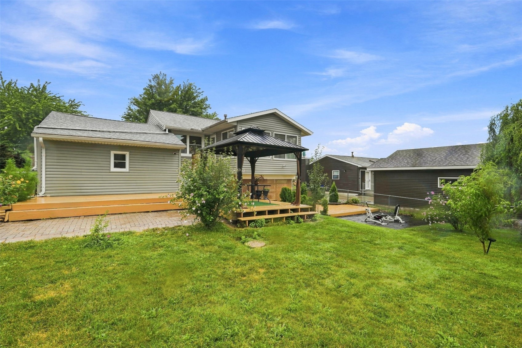 3027 Huxley Lane SW Cedar Rapids IA 52404