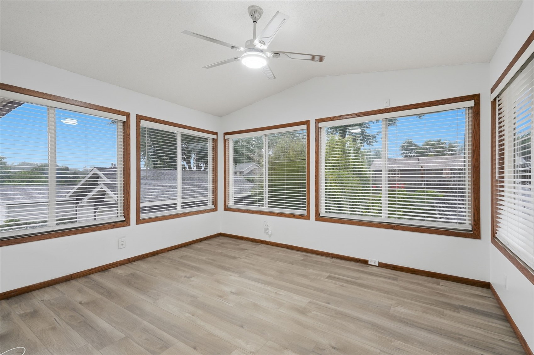 3027 Huxley Lane SW Cedar Rapids IA 52404