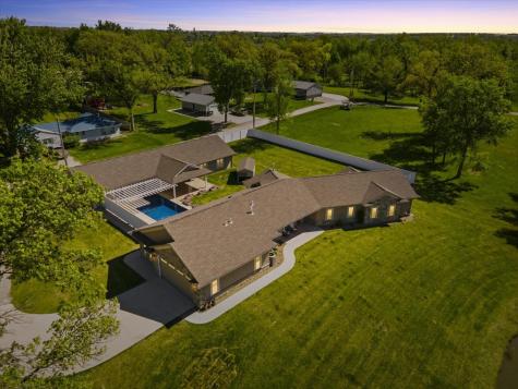 4039 10th Street Marion IA 52302