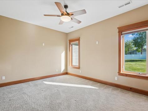 4039 10th Street Marion IA 52302