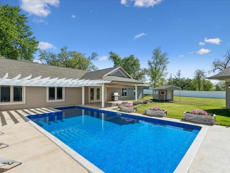 4039 10th Street Marion IA 52302