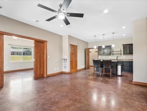 4039 10th Street Marion IA 52302