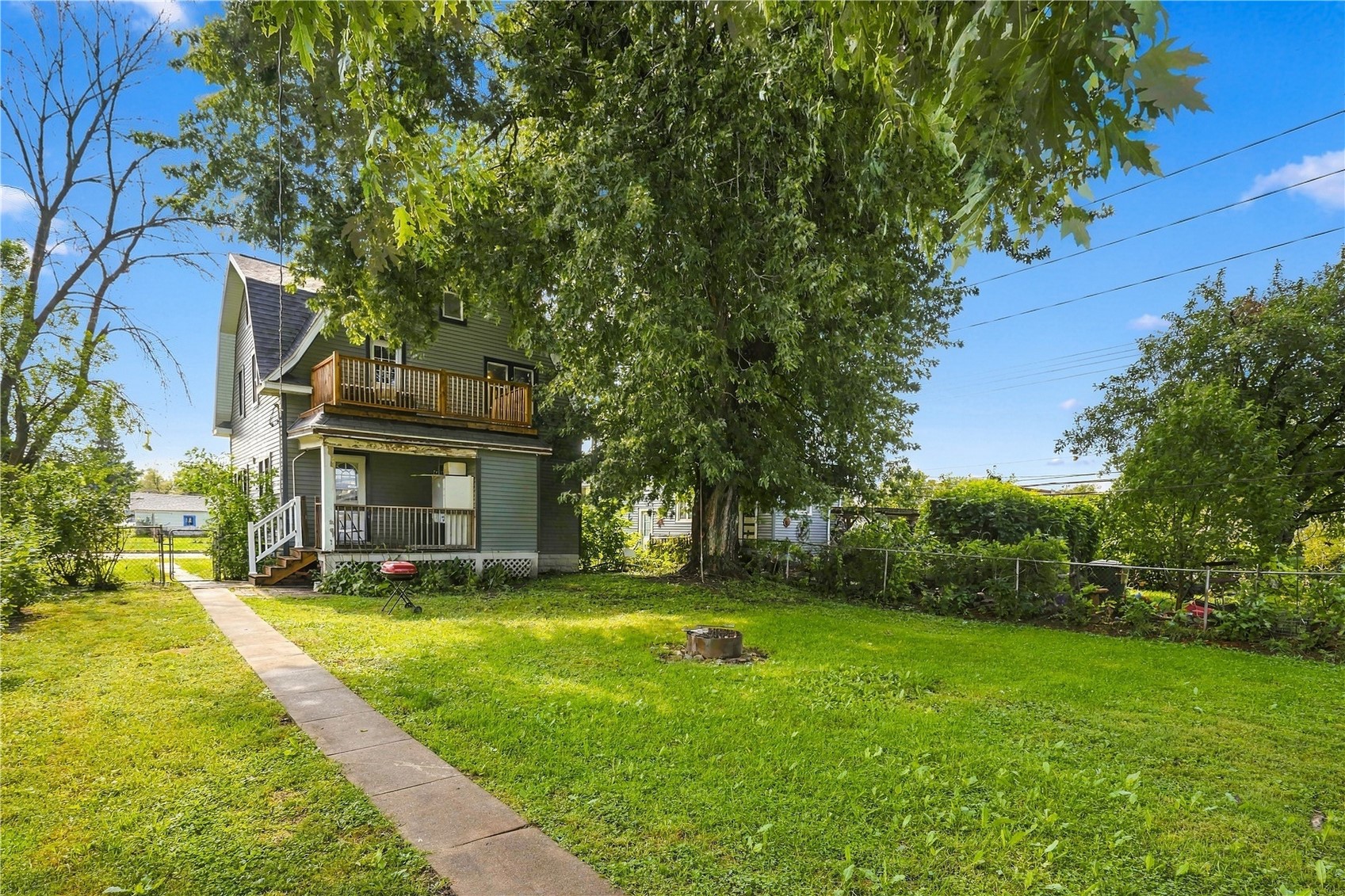 1024 D Avenue NW Cedar Rapids IA 52405