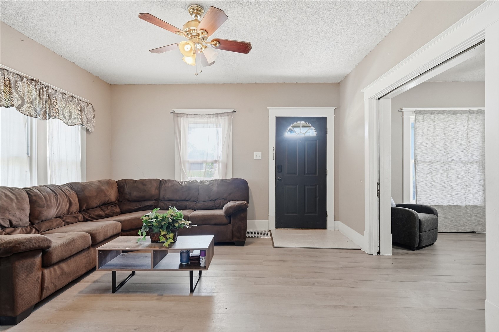1024 D Avenue NW Cedar Rapids IA 52405