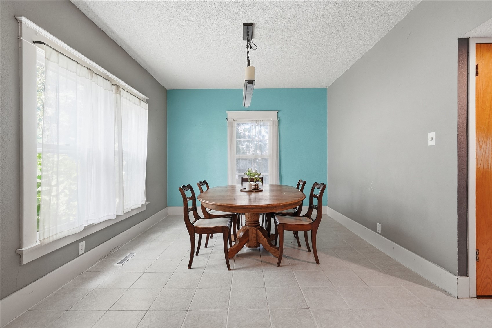 1024 D Avenue NW Cedar Rapids IA 52405