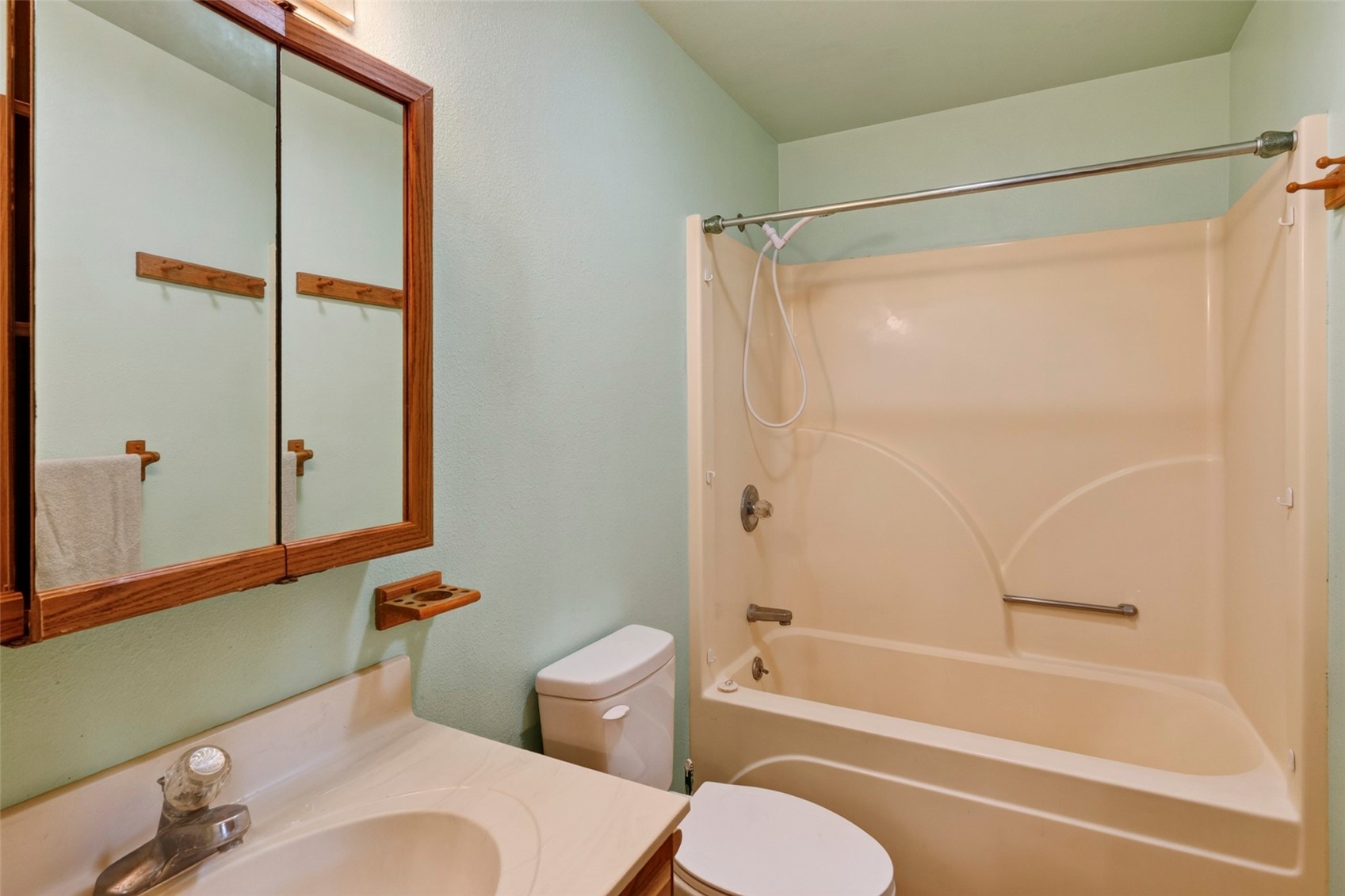 220 W Main Street Oxford IA 52322