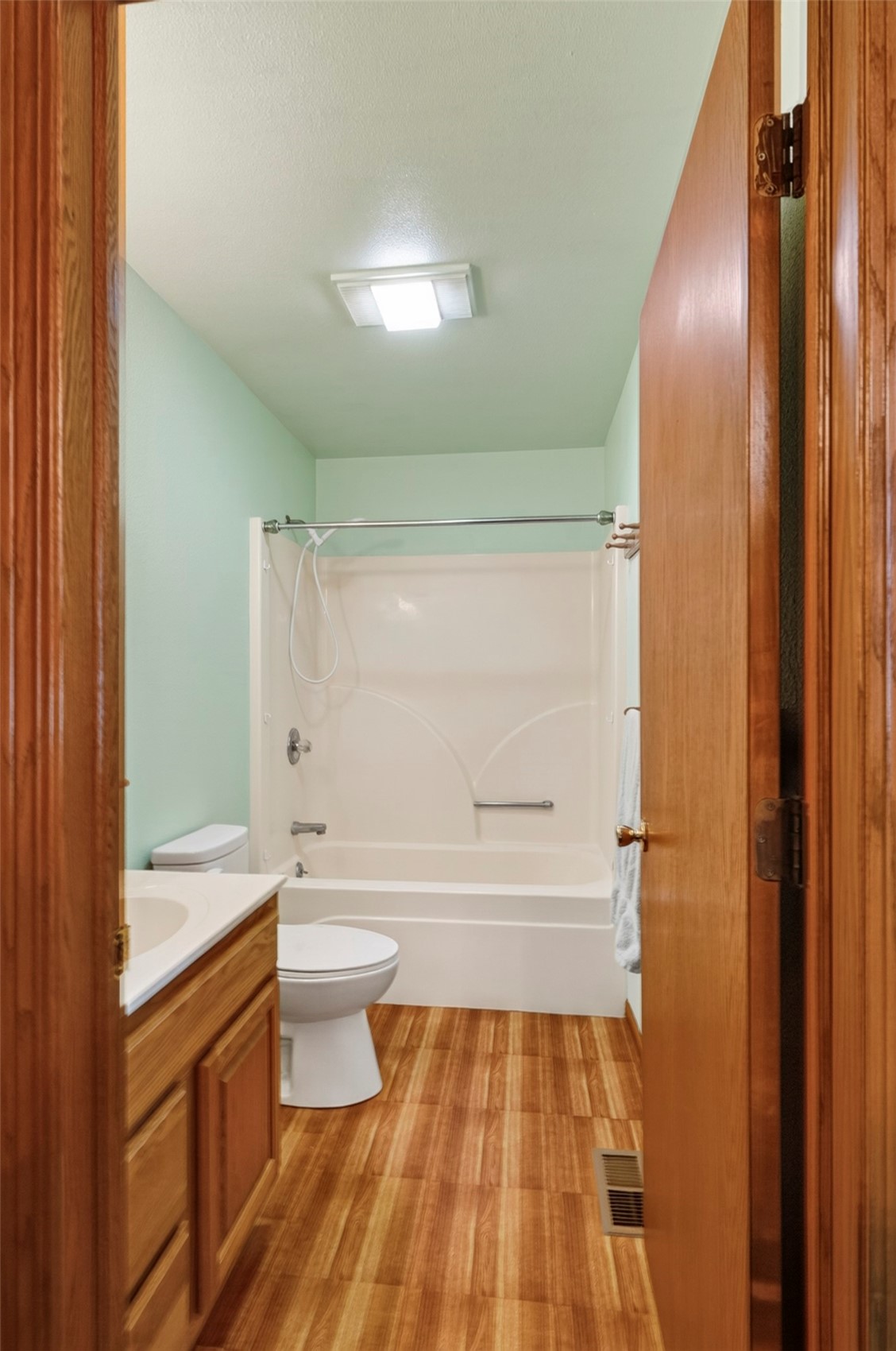220 W Main Street Oxford IA 52322