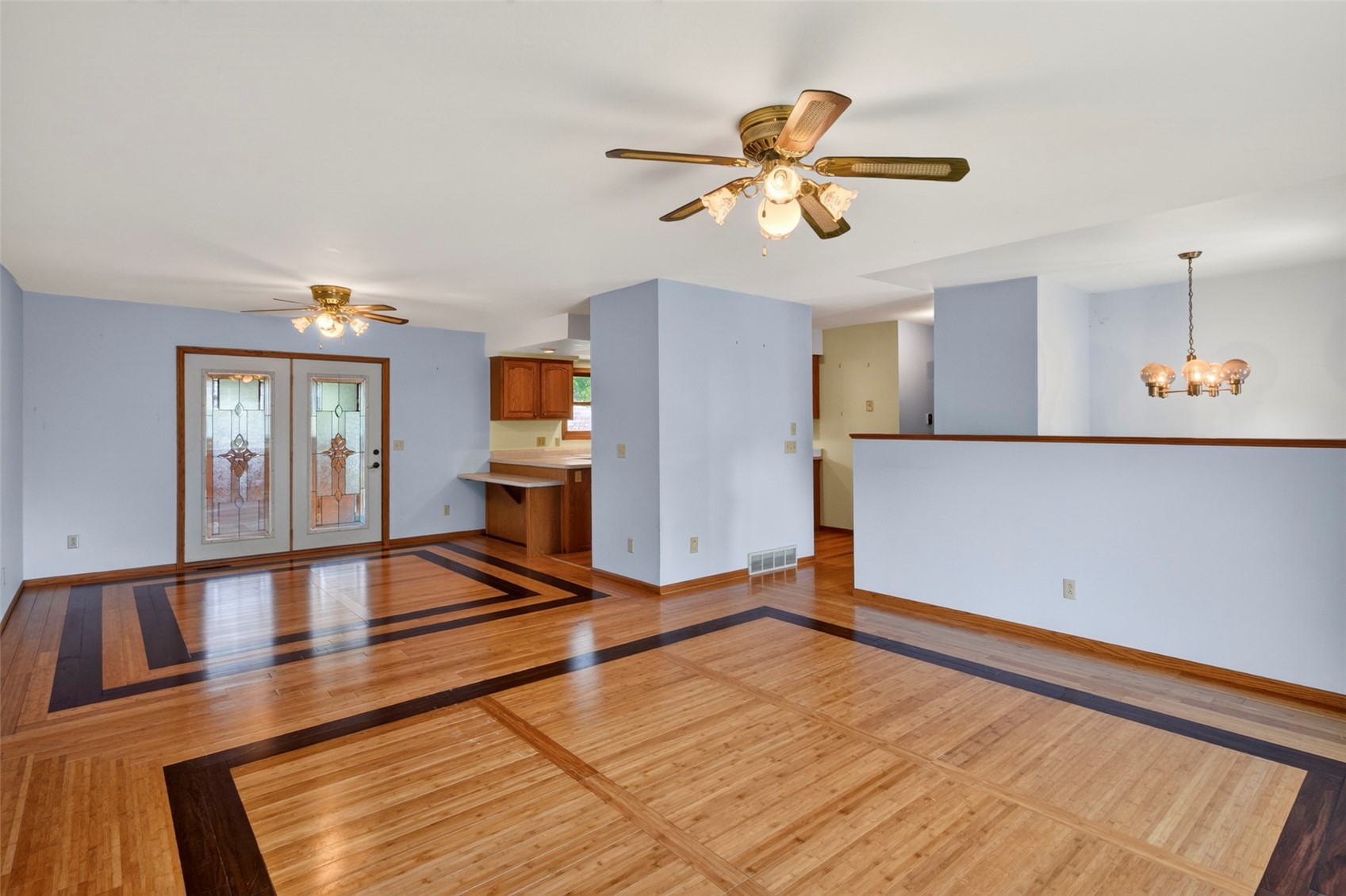 220 W Main Street Oxford IA 52322