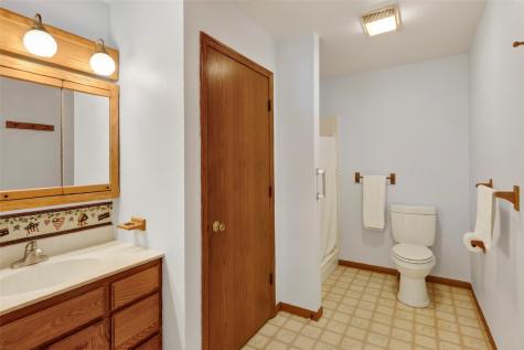 220 W Main Street Oxford IA 52322