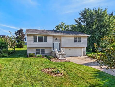 220 W Main Street Oxford IA 52322