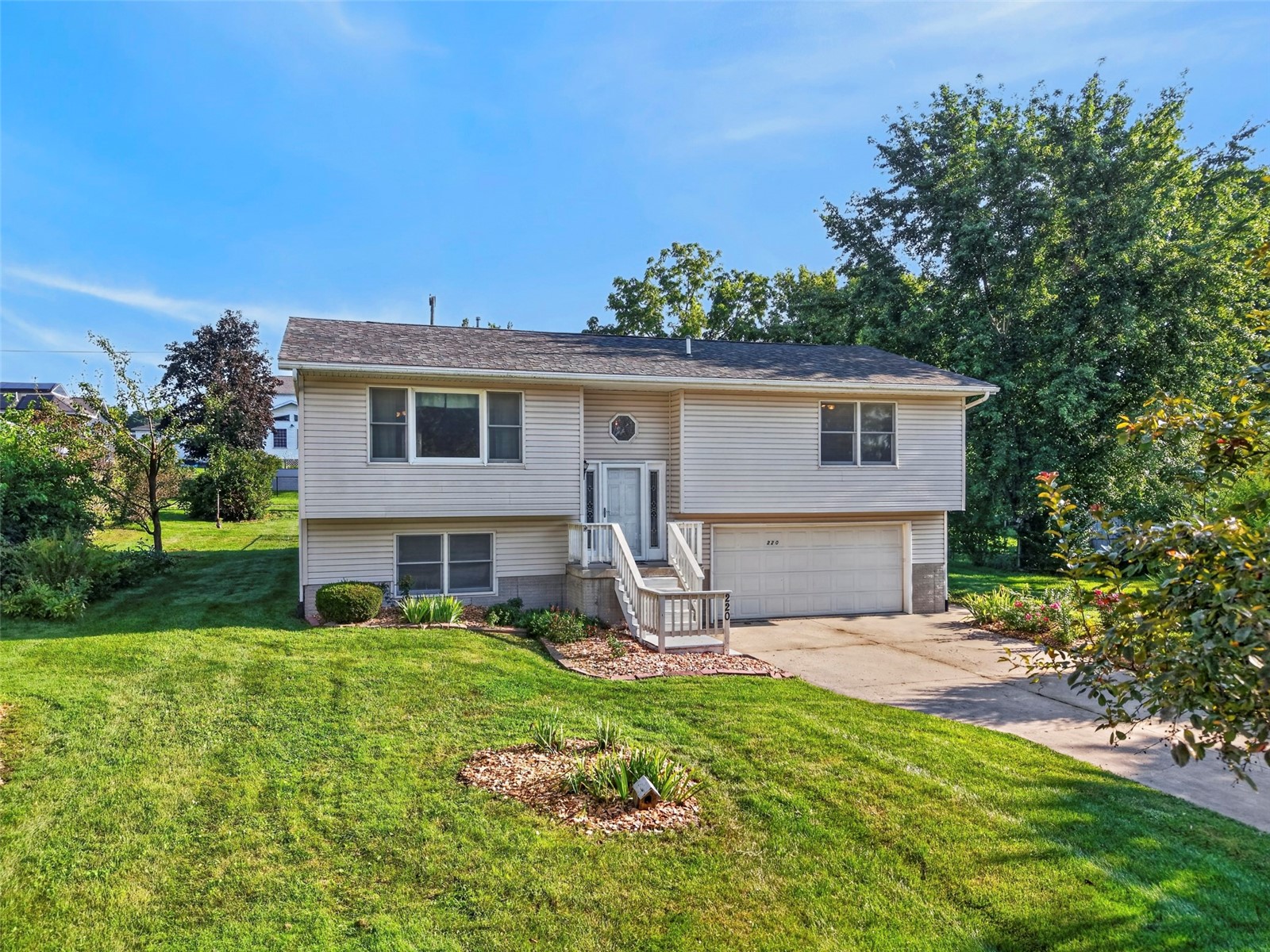 220 W Main Street Oxford IA 52322