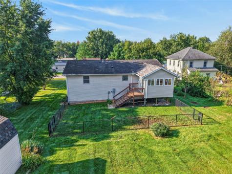 220 W Main Street Oxford IA 52322