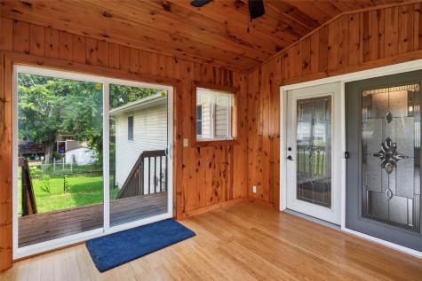 220 W Main Street Oxford IA 52322