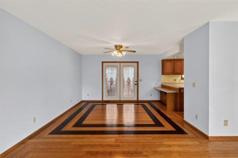 220 W Main Street Oxford IA 52322