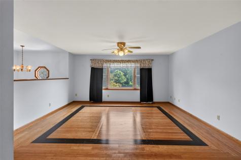 220 W Main Street Oxford IA 52322