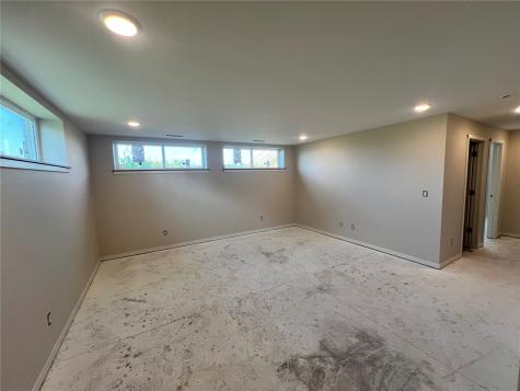 6902 Artesa Bell Drive SW Cedar Rapids IA 52404