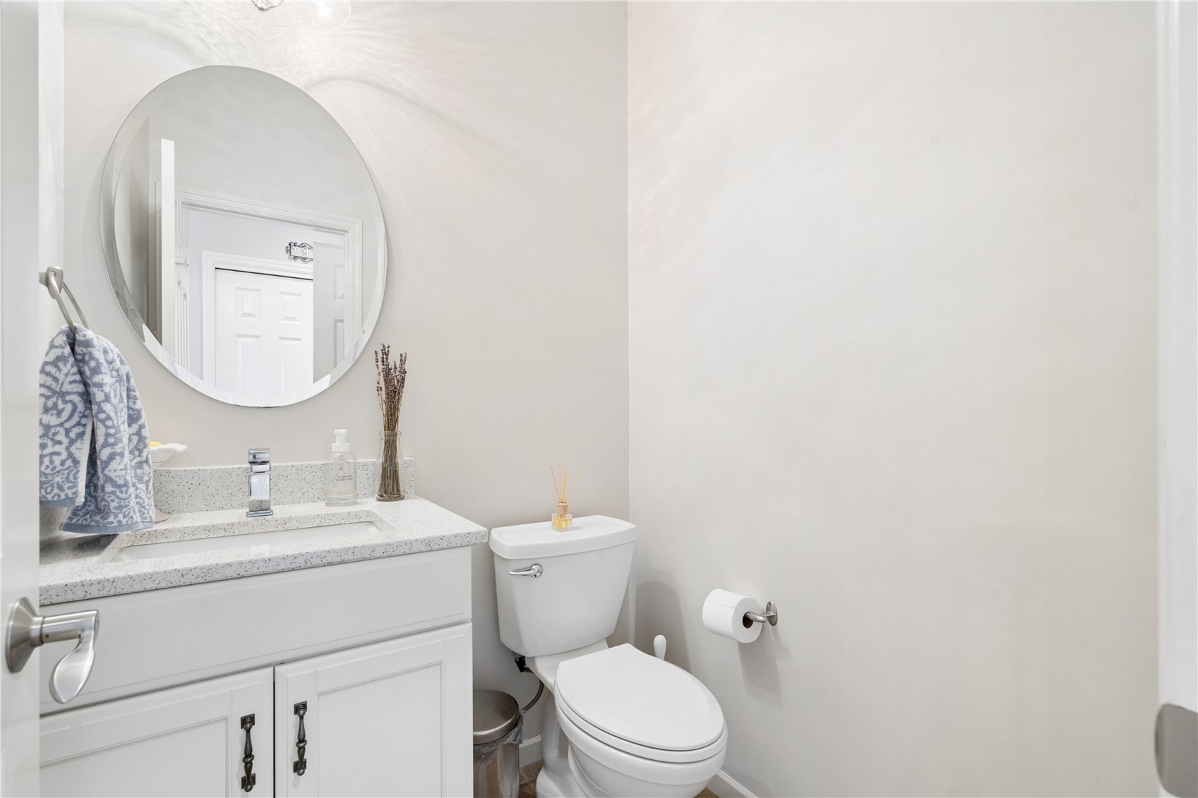 2470 Wolf Run Hiawatha IA 52233