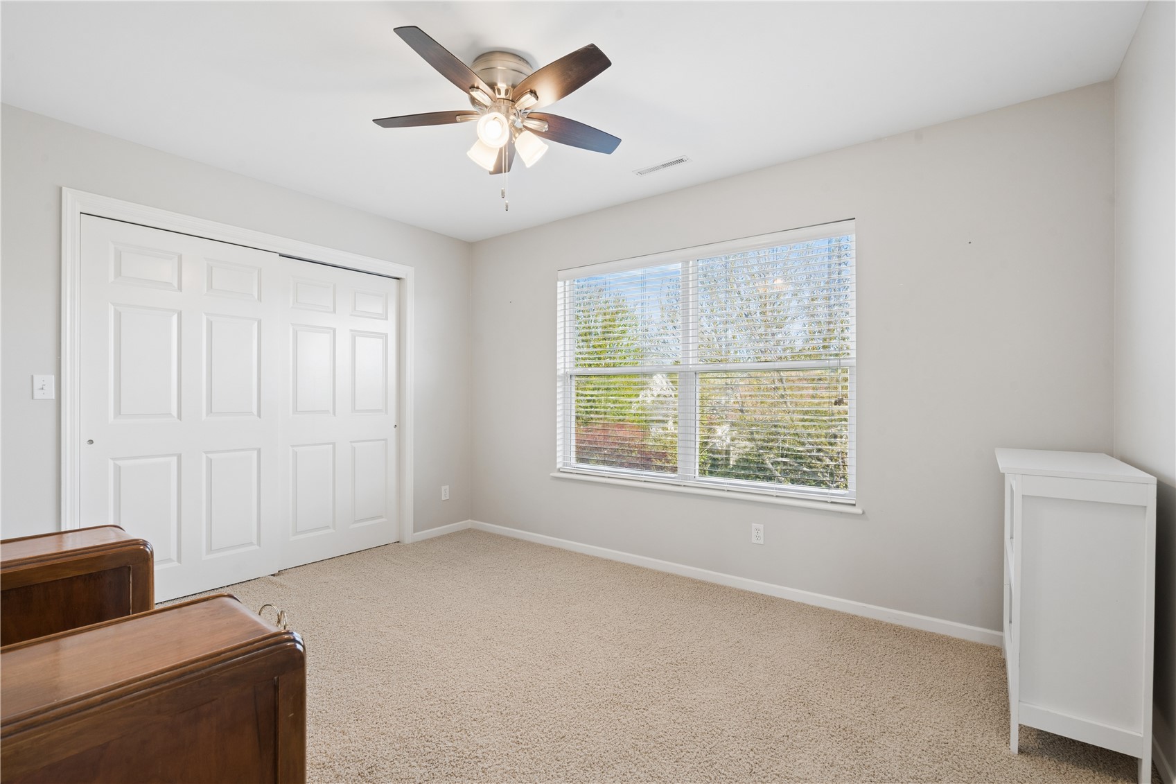 2470 Wolf Run Hiawatha IA 52233