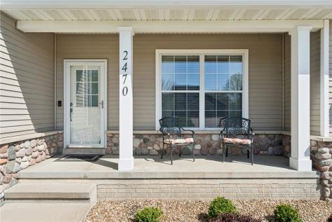2470 Wolf Run Hiawatha IA 52233