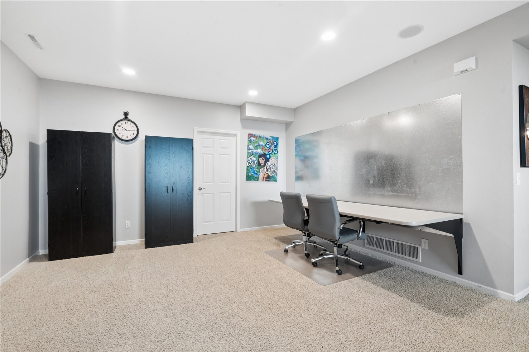 2470 Wolf Run Hiawatha IA 52233