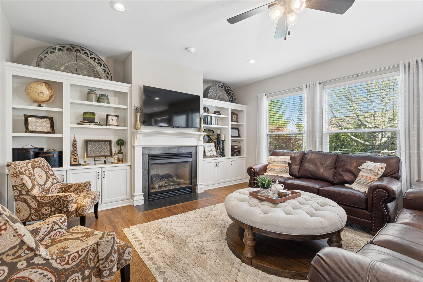 2470 Wolf Run Hiawatha IA 52233