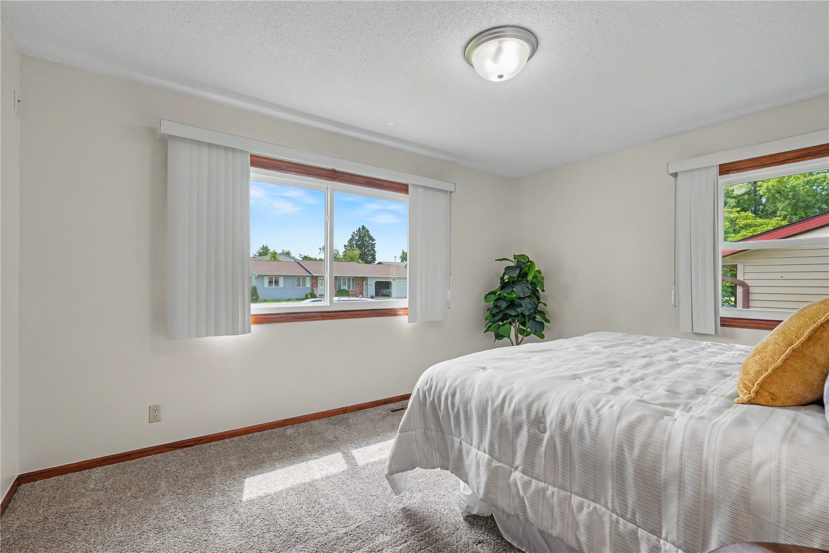 2336 31st Street SW Cedar Rapids IA 52404