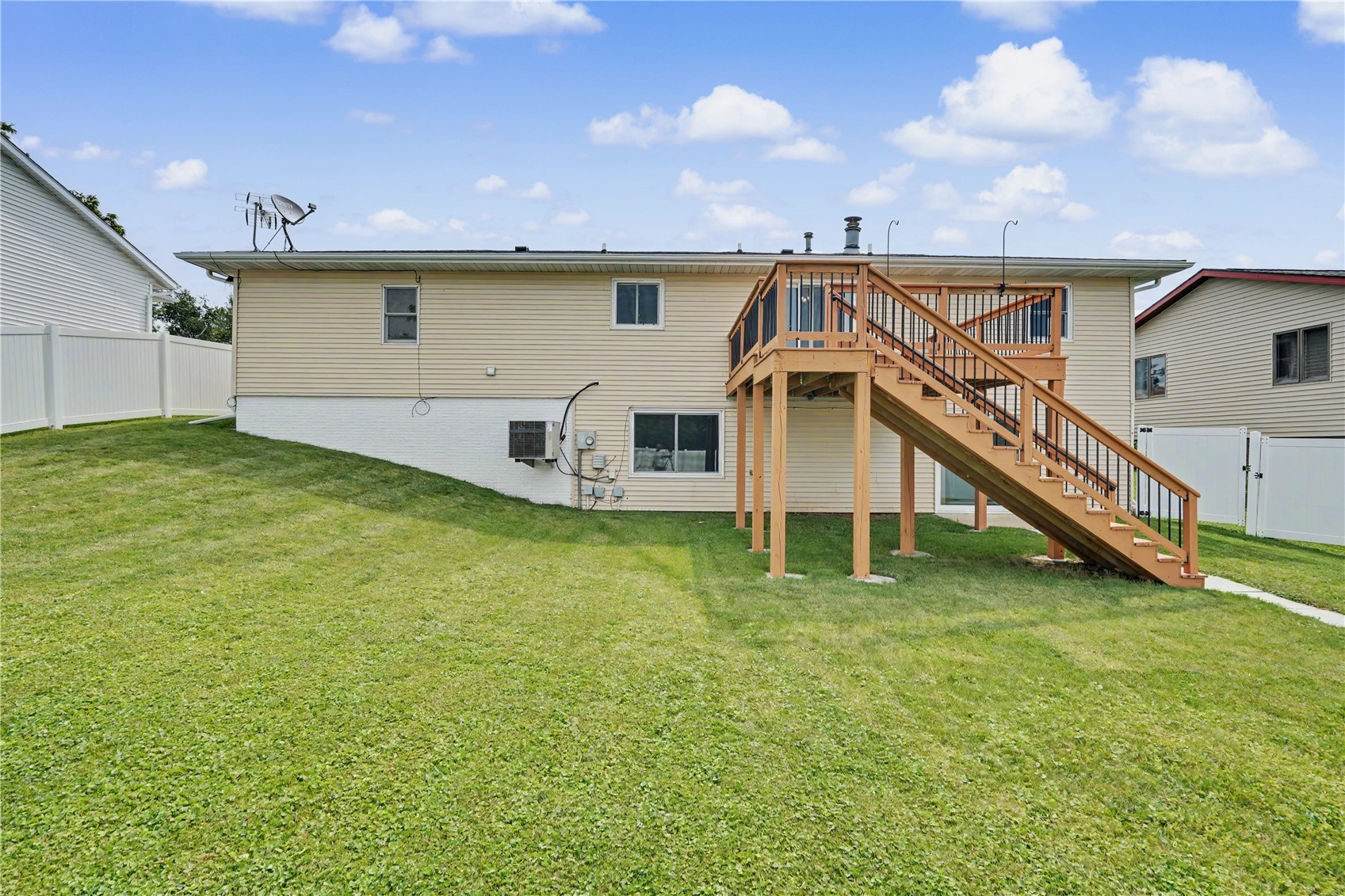 2336 31st Street SW Cedar Rapids IA 52404