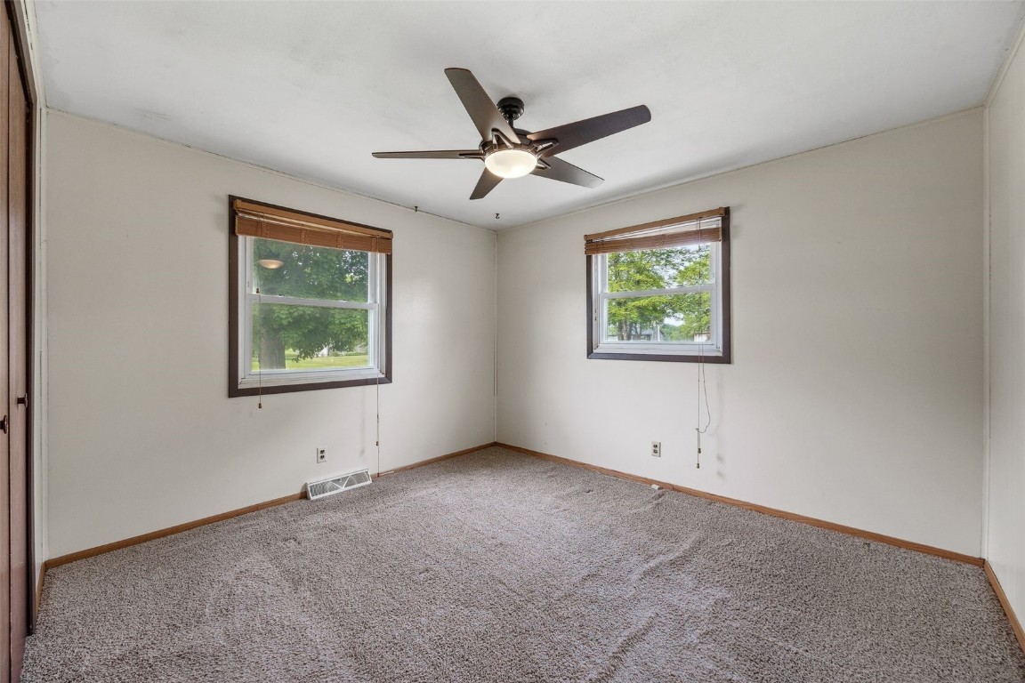 113 Walker Drive Manchester IA 52057