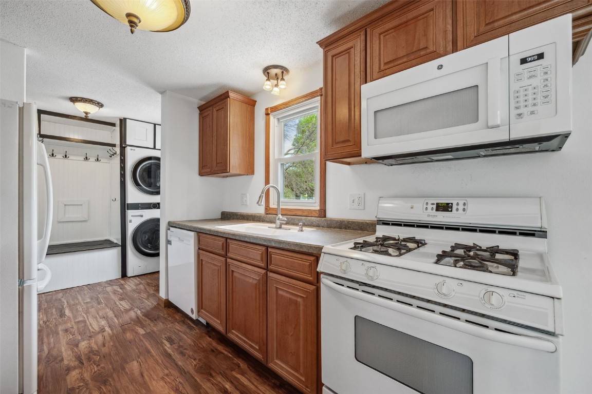 113 Walker Drive Manchester IA 52057