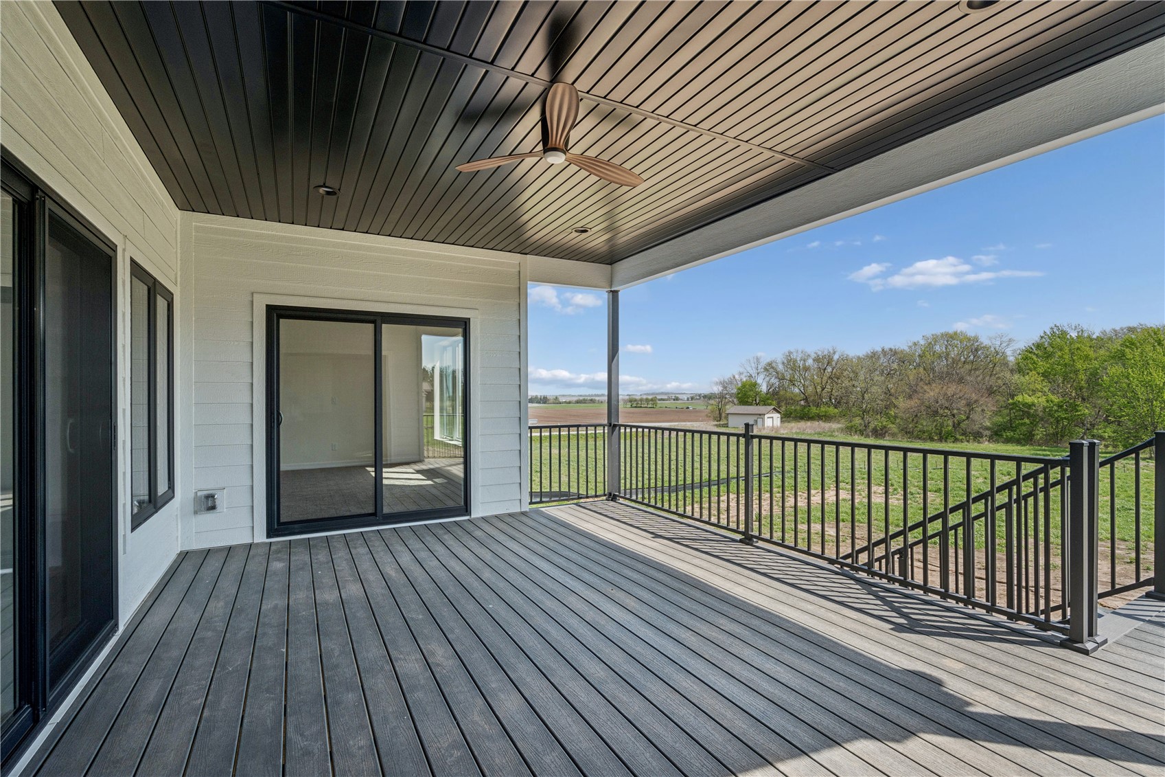 1570 Volmert Lane NE Solon IA 52333