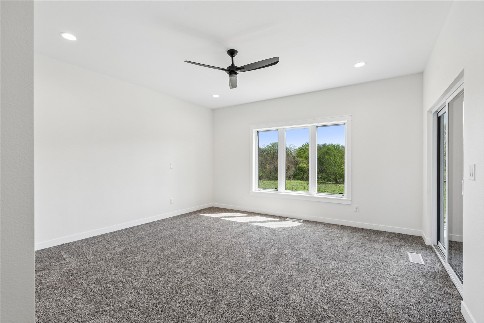 1570 Volmert Lane NE Solon IA 52333