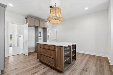 1570 Volmert Lane NE Solon IA 52333
