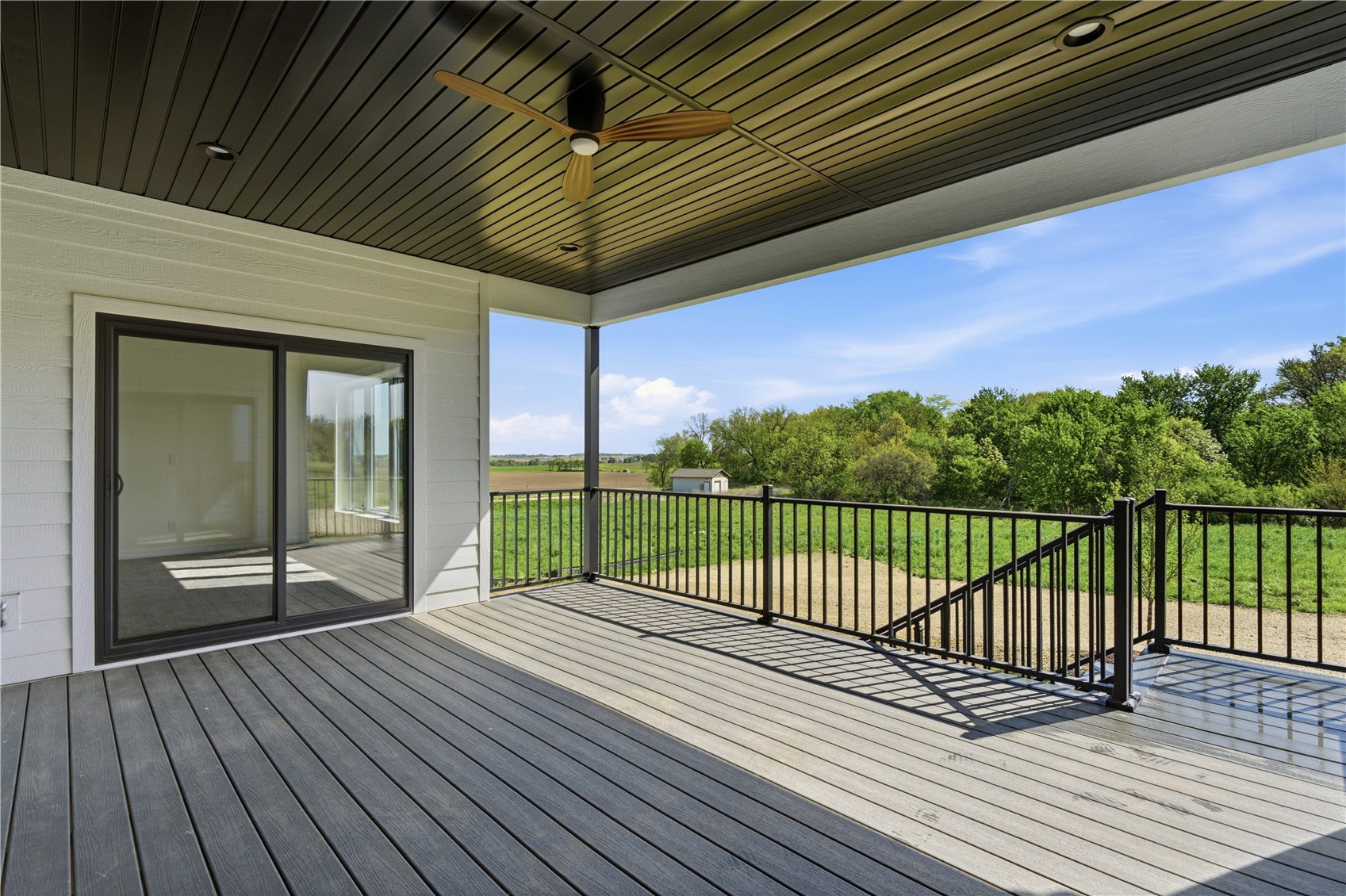 1570 Volmert Lane NE Solon IA 52333