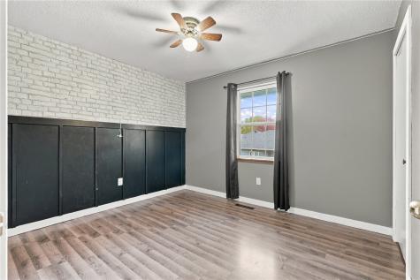 904 6th Avenue Coggon IA 52218
