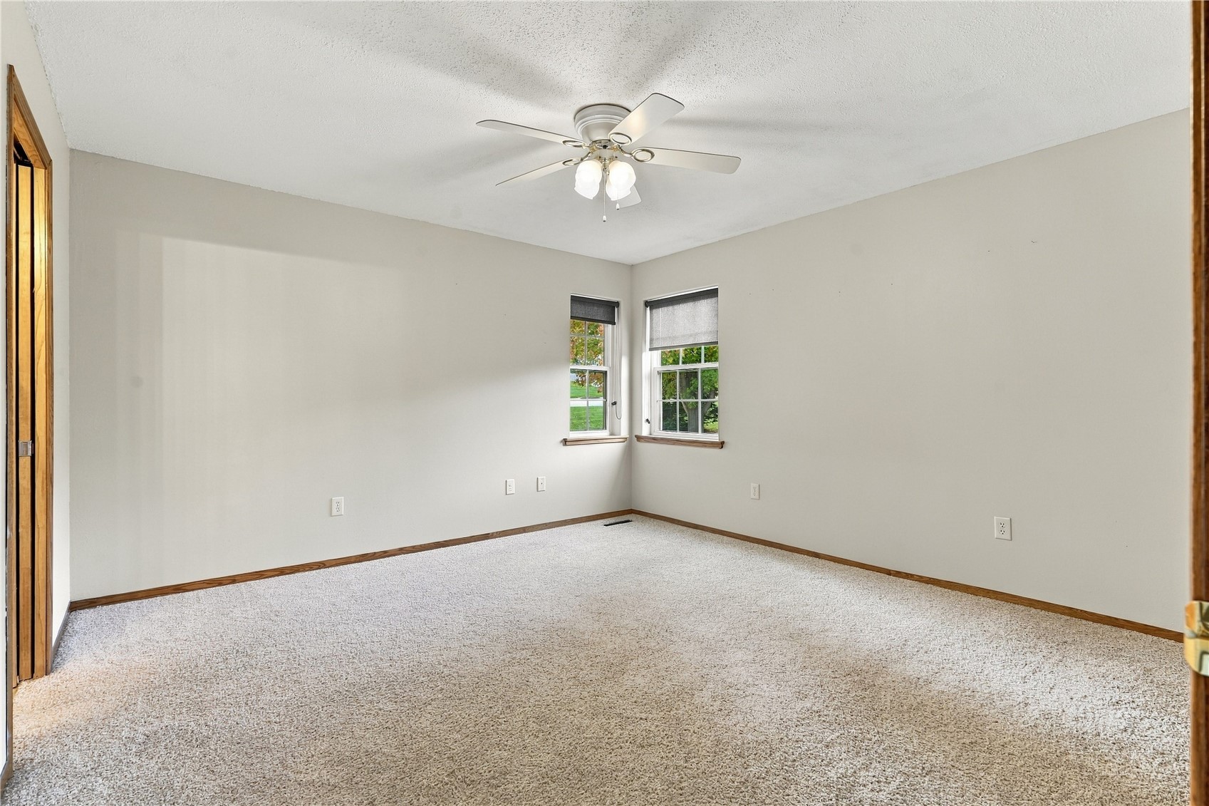 904 6th Avenue Coggon IA 52218